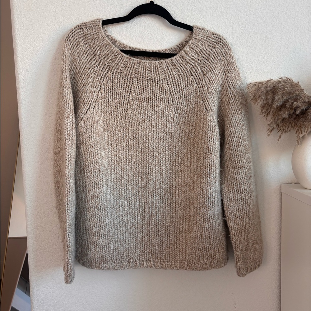 New York & Company Taupe Crew Neck Sweater